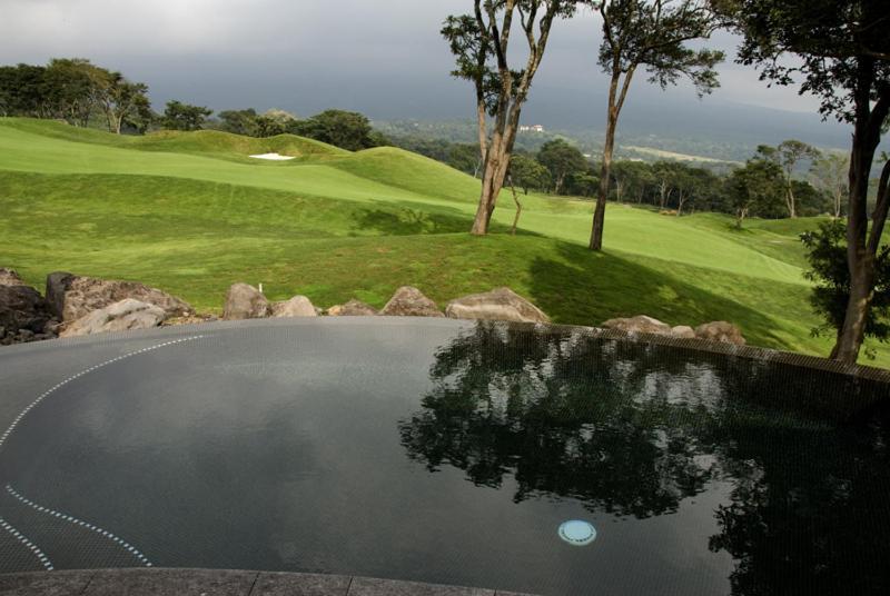 Hotel La Reunion Golf Resort And Residences Антигуа-Гватемала Номер фото