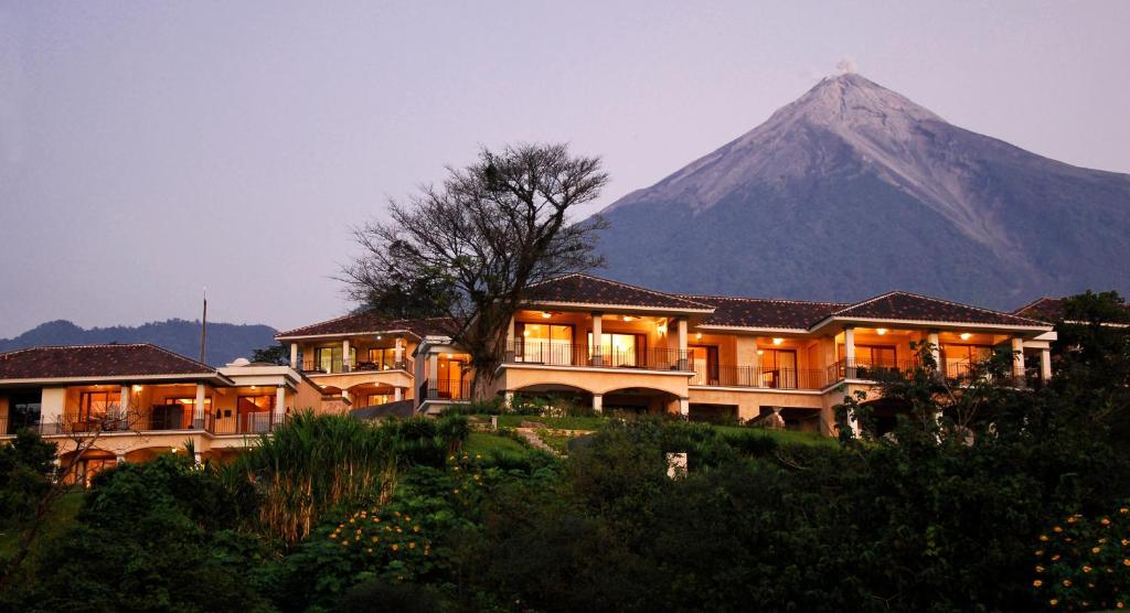 Hotel La Reunion Golf Resort And Residences Антигуа-Гватемала Номер фото